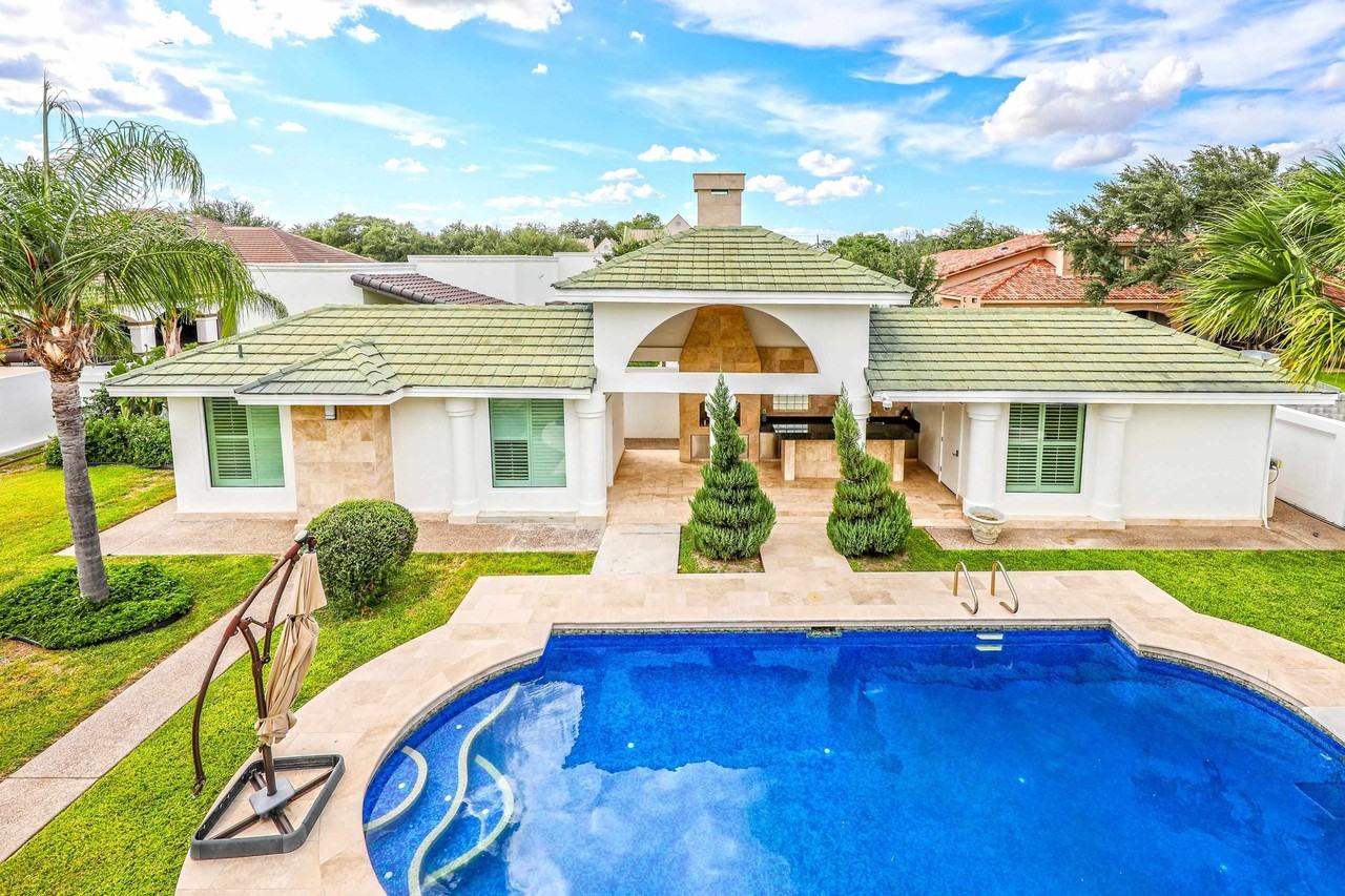 314 Bordeaux Dr - Photo 4 of 40