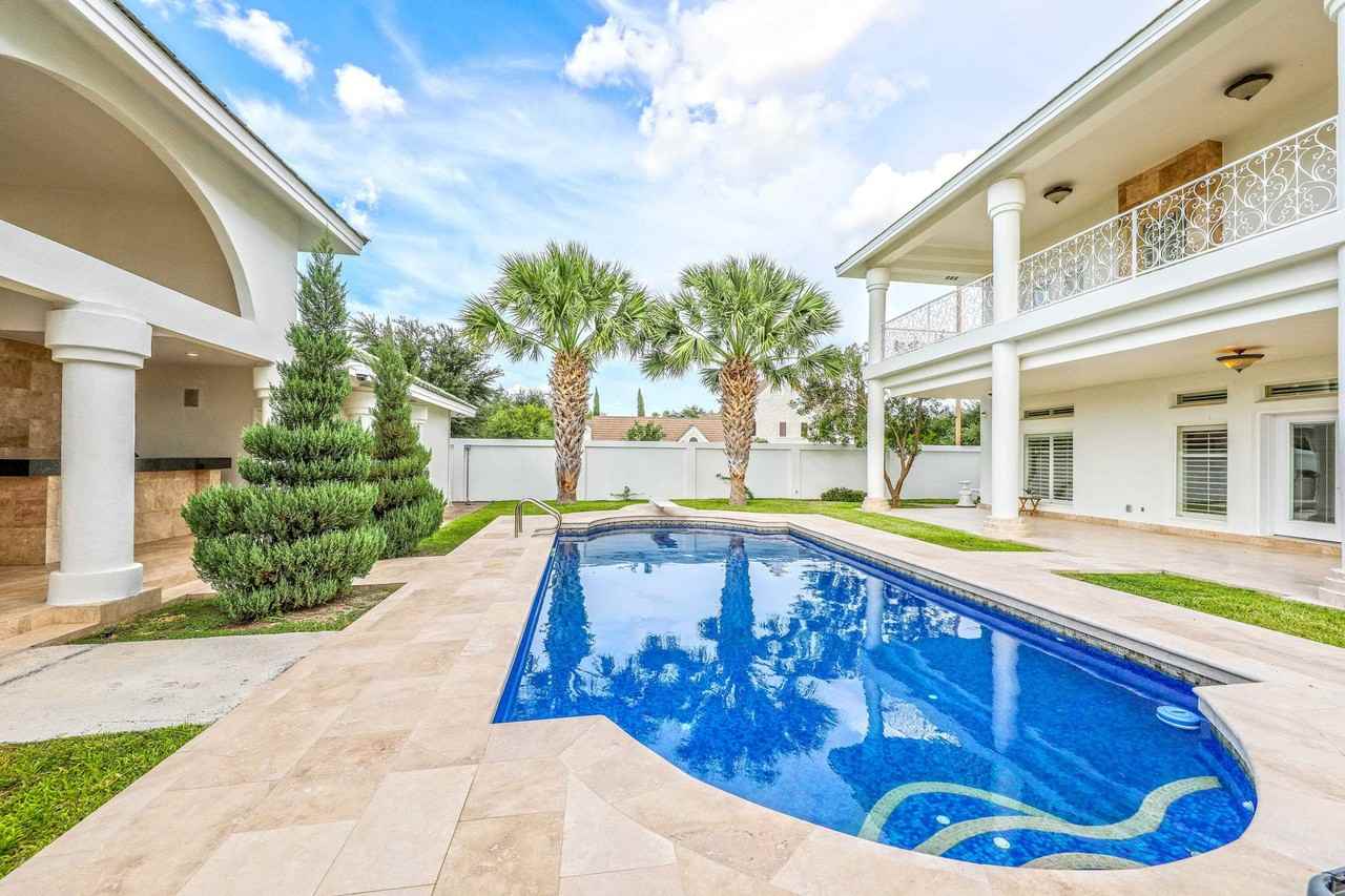 314 Bordeaux Dr - Photo 7 of 40