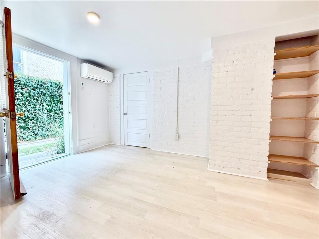 5341 Saint Charles Ave ##A - Photo 5 of 30