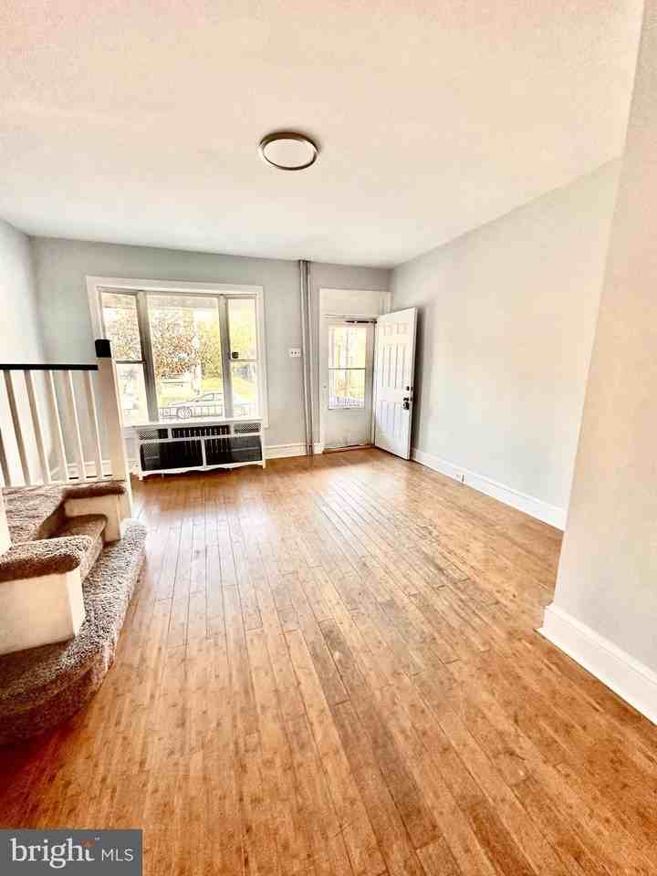 1408 N 62nd St - Photo 5 of 16