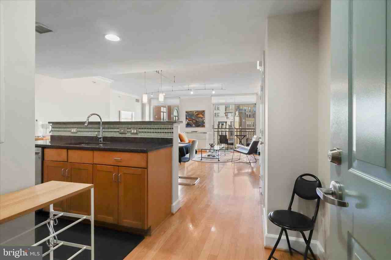 1220 N Fillmore St Unit 909 #909 - Photo 3 of 38