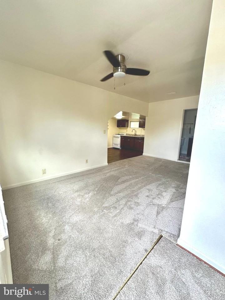 806 18th St S Unit 2 #2 - Photo 4 of 22