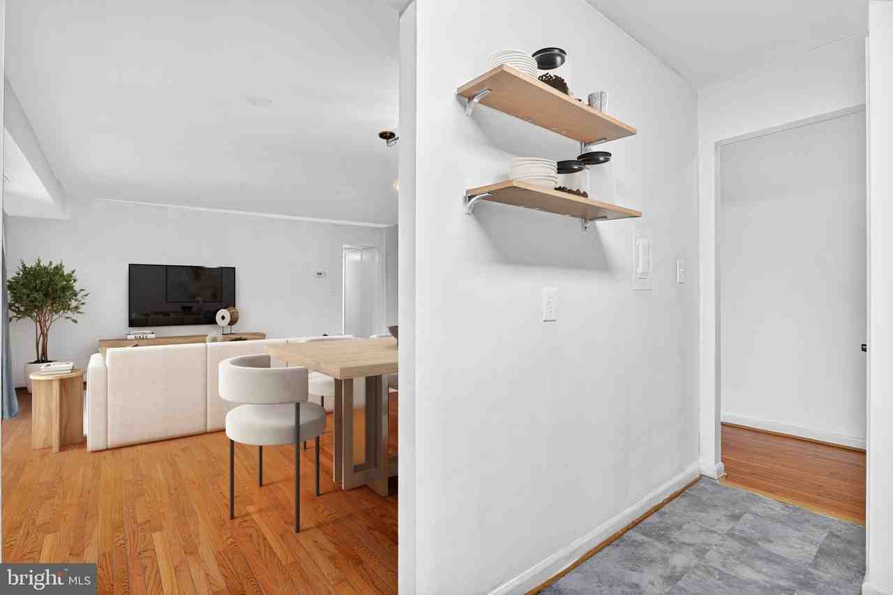 3210 S 28th St Apt 403 #403 - Photo 4 of 29