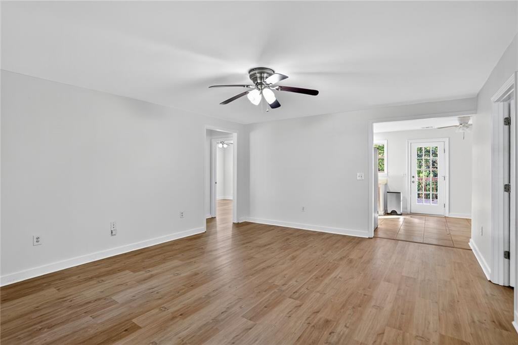 14895 Freemanville Rd - Photo 2 of 14