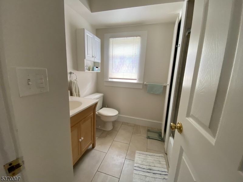 11 Lafayette Ave Apt 2 - Photo 3 of 11