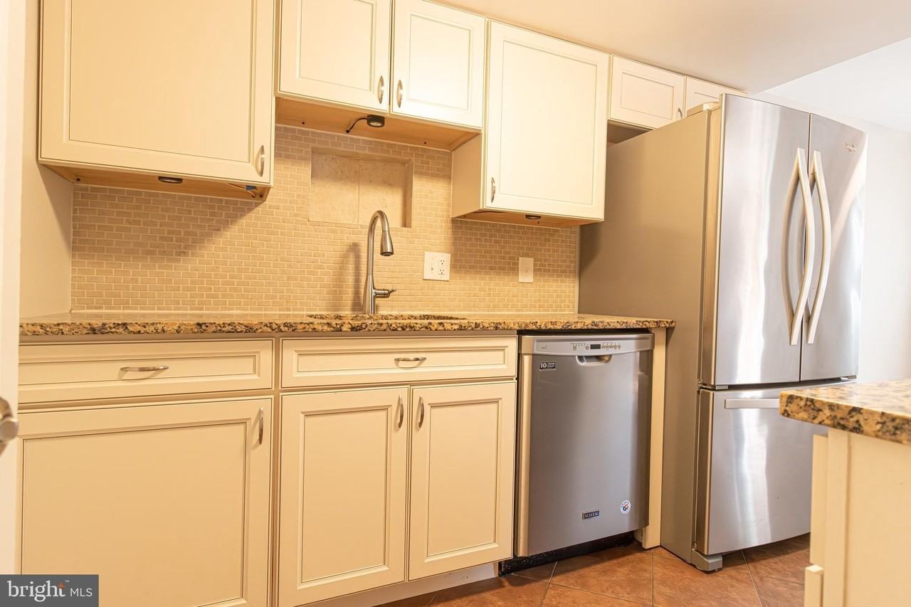 6558 Gildar Street - Photo 6 of 24