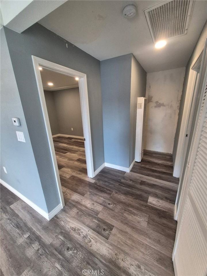 2743 N E St - Photo 6 of 10