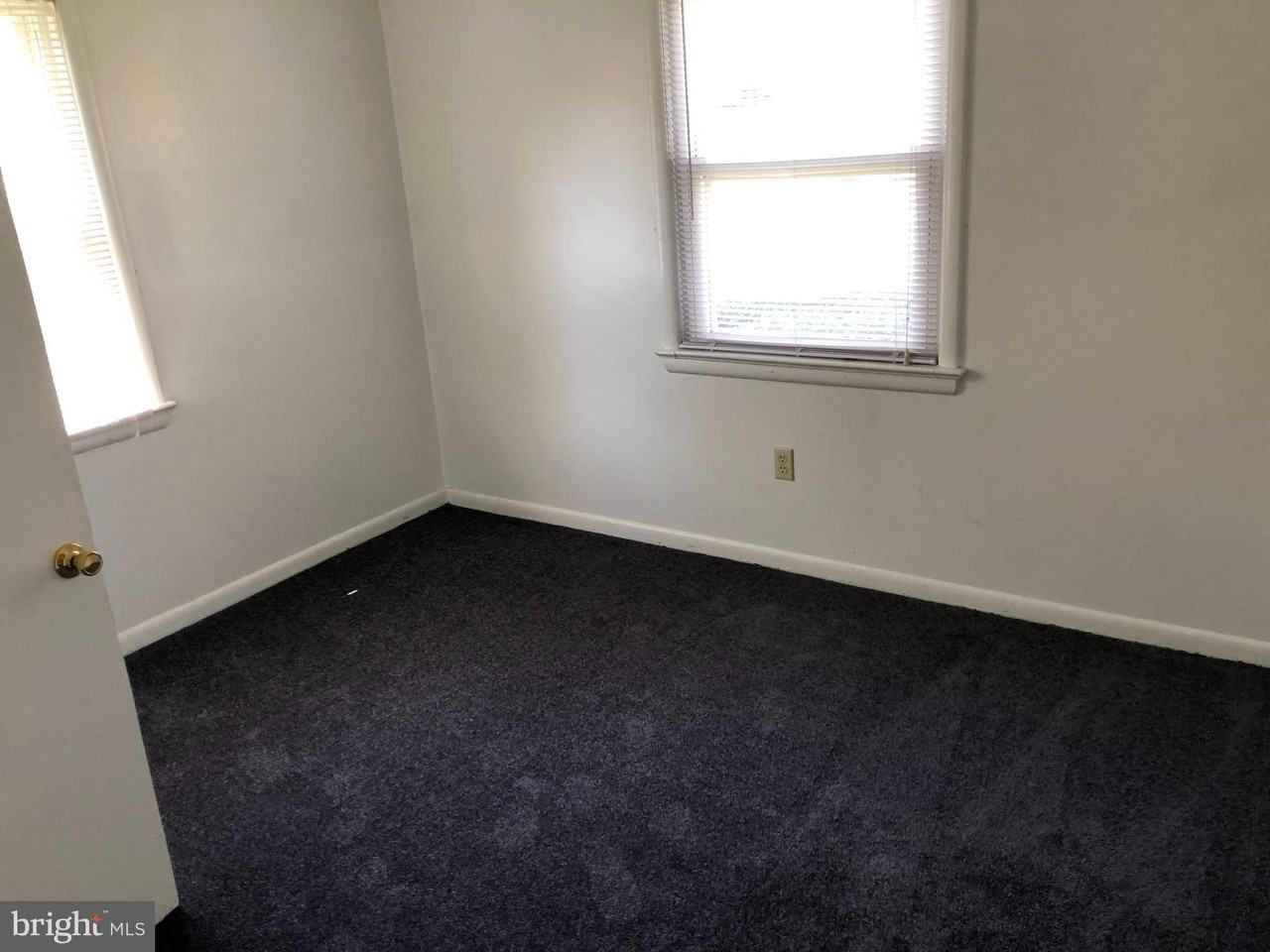 121 Taft Ave - Photo 4 of 7