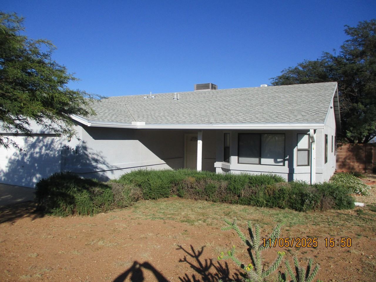 5157 S Sioux Ave - Photo 2 of 26