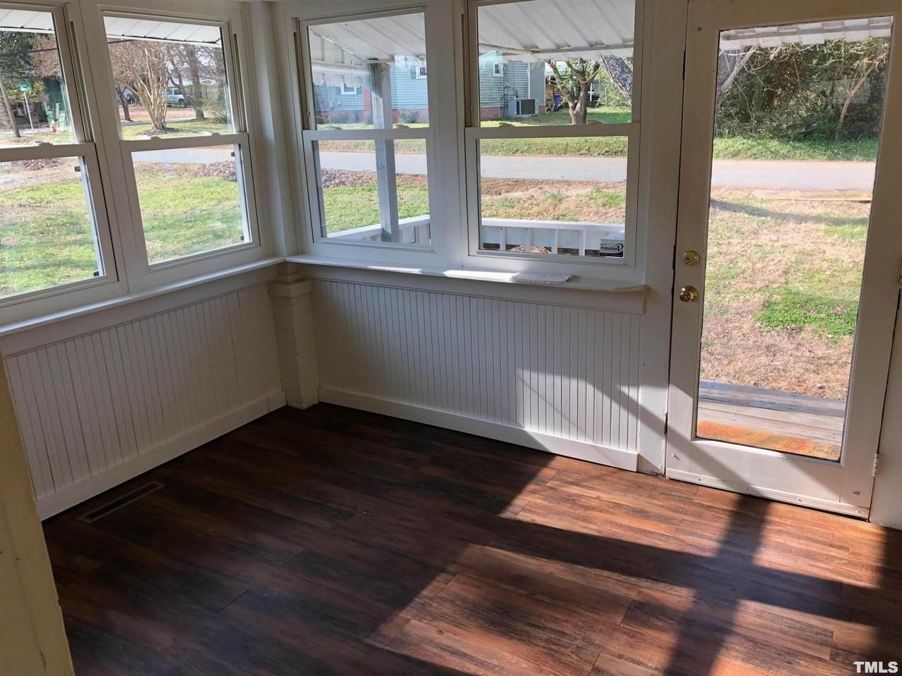 404 N Fourth St - Photo 3 of 16