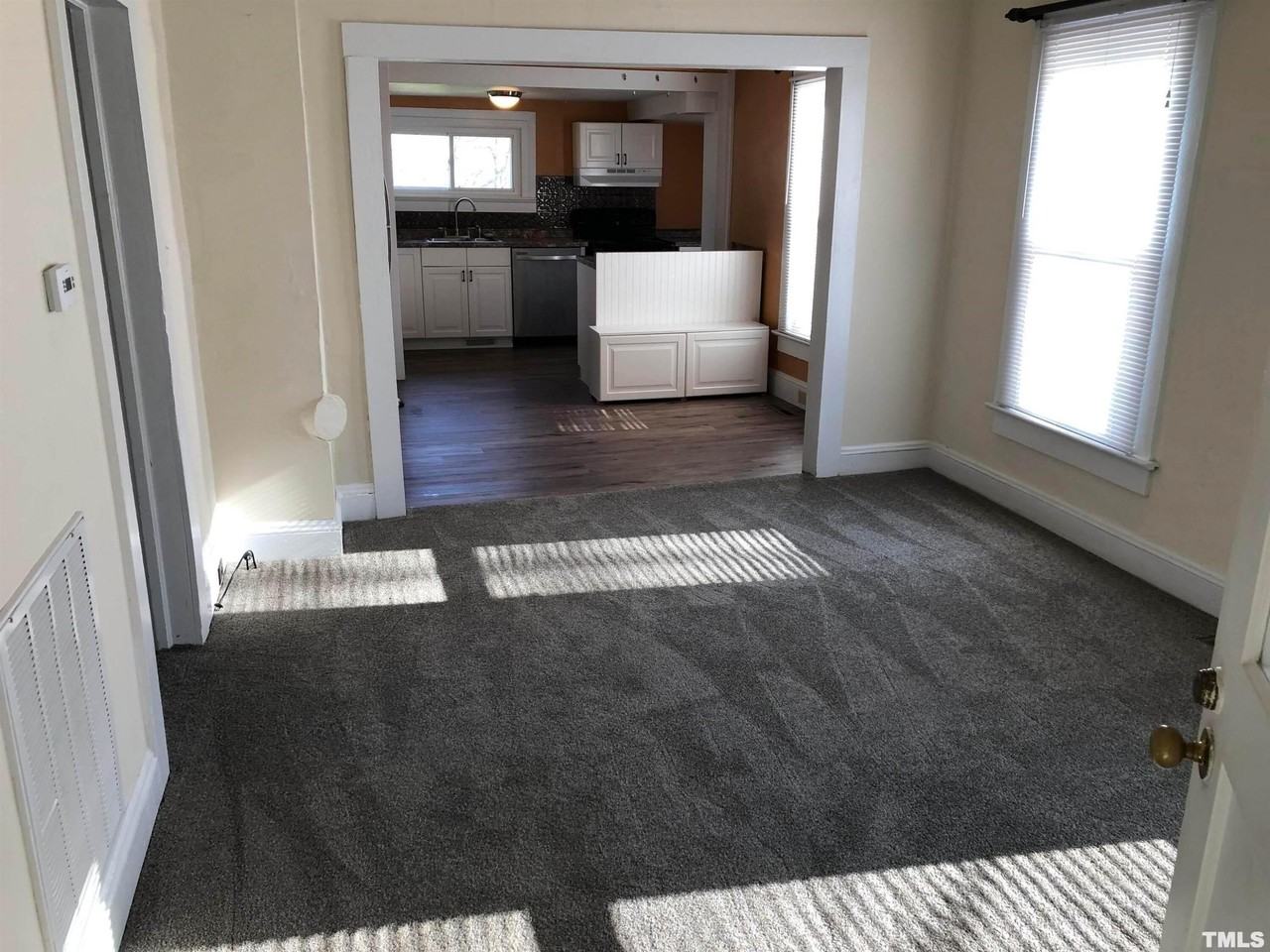 404 N Fourth St - Photo 4 of 16