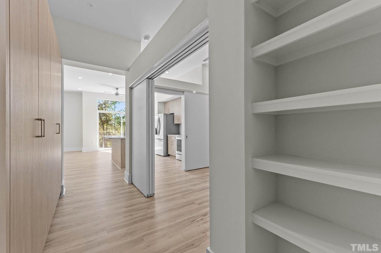 2441 Campus Shore Dr Unit 309 #309 - Photo 4 of 49