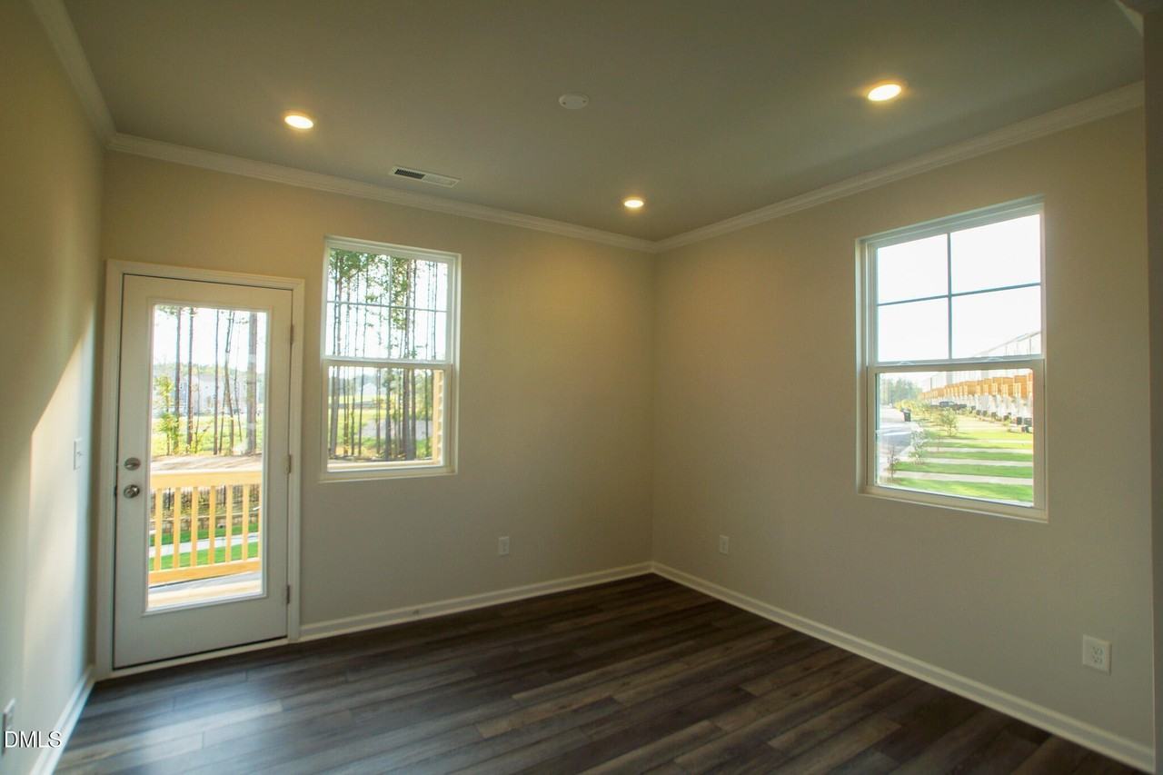 459 Carolina Springs Blvd - Photo 7 of 28