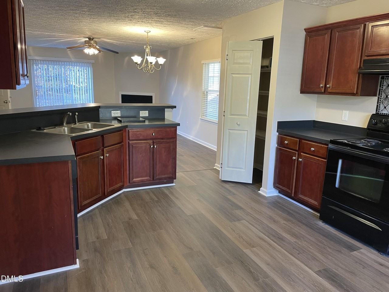 410 St John Drive - Photo 2 of 13