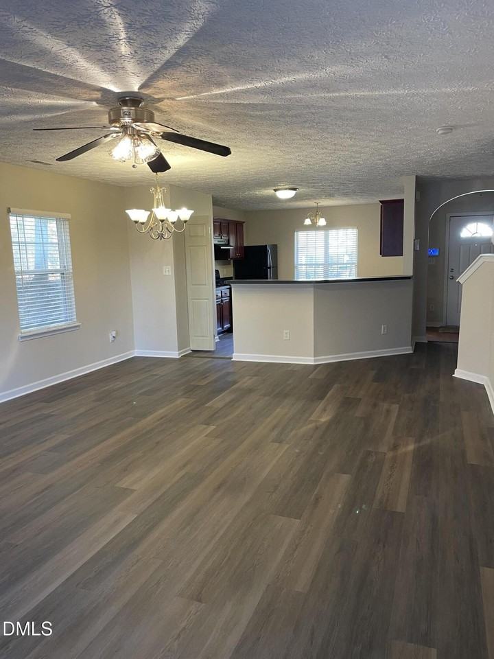 410 St John Drive - Photo 3 of 13