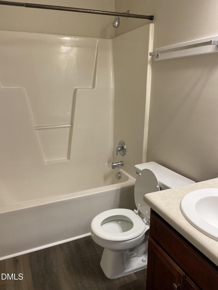 410 St John Drive - Photo 6 of 13