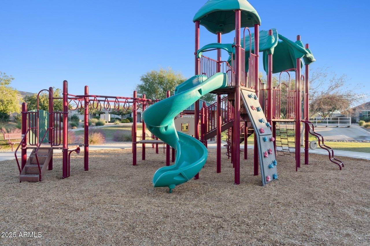 5003 E Smoky Quartz Rd - Photo 5 of 41