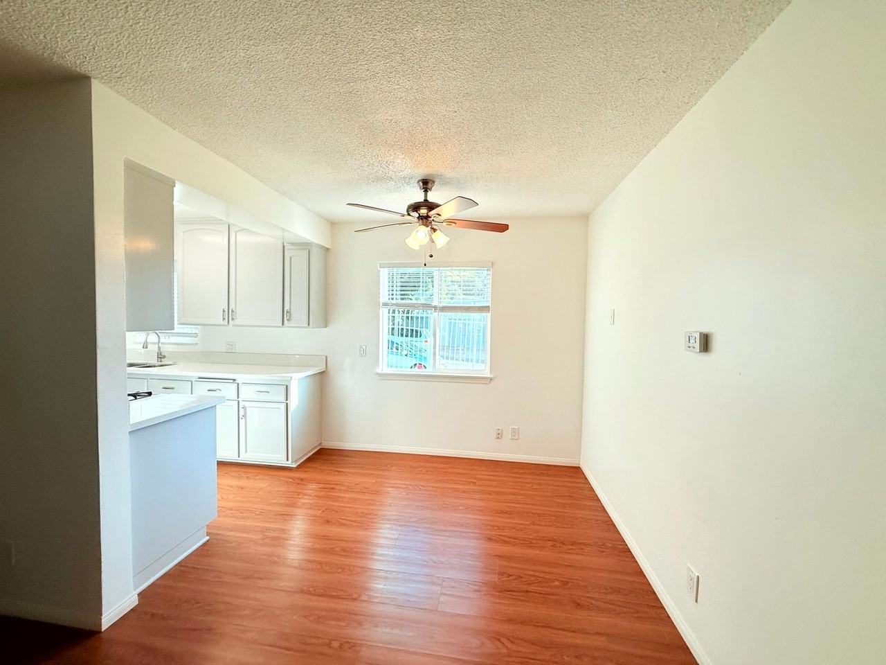 2707 E. Pomeroy Ave - Photo 3 of 35