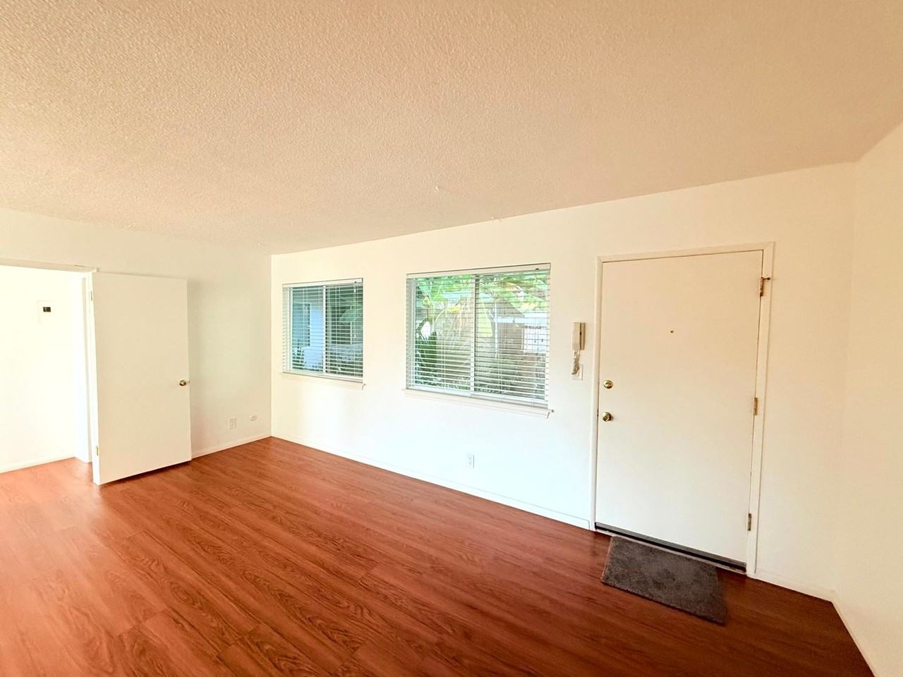 2707 E. Pomeroy Ave - Photo 4 of 35