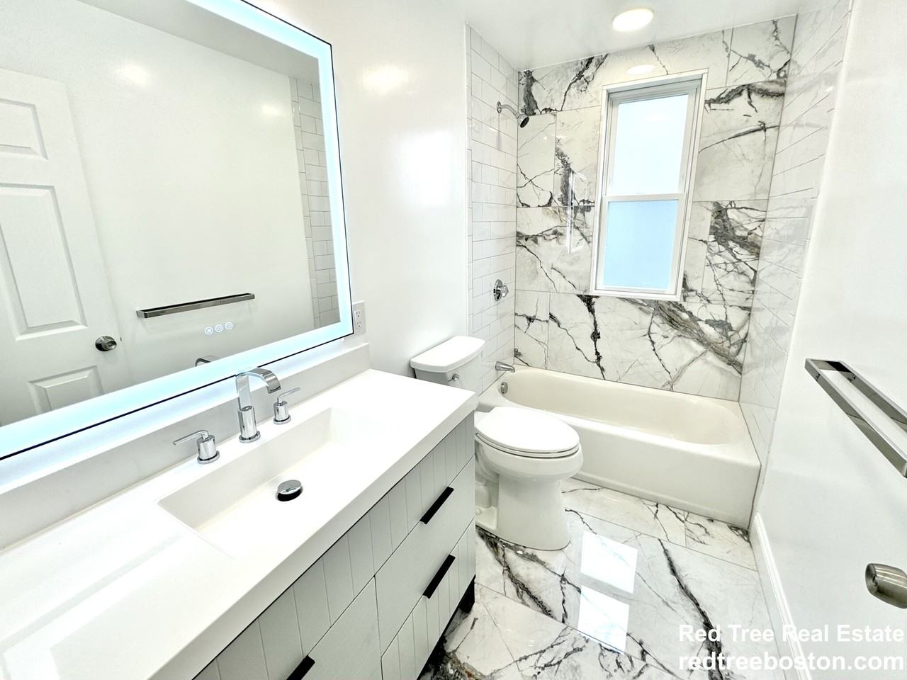 190 Hillside St #2 - Photo 5 of 23