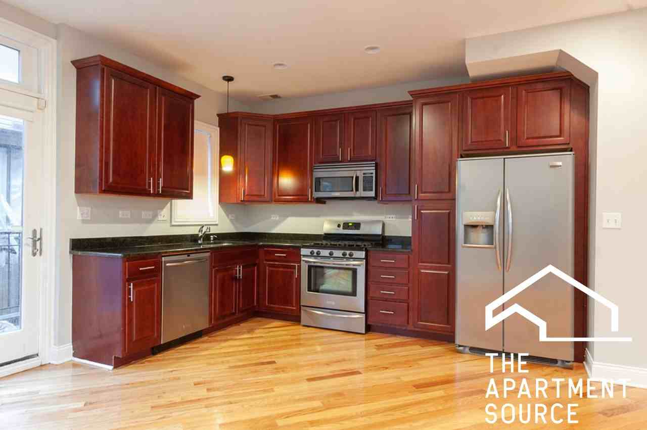 7006 W Medill Ave #TH - Photo 2 of 13