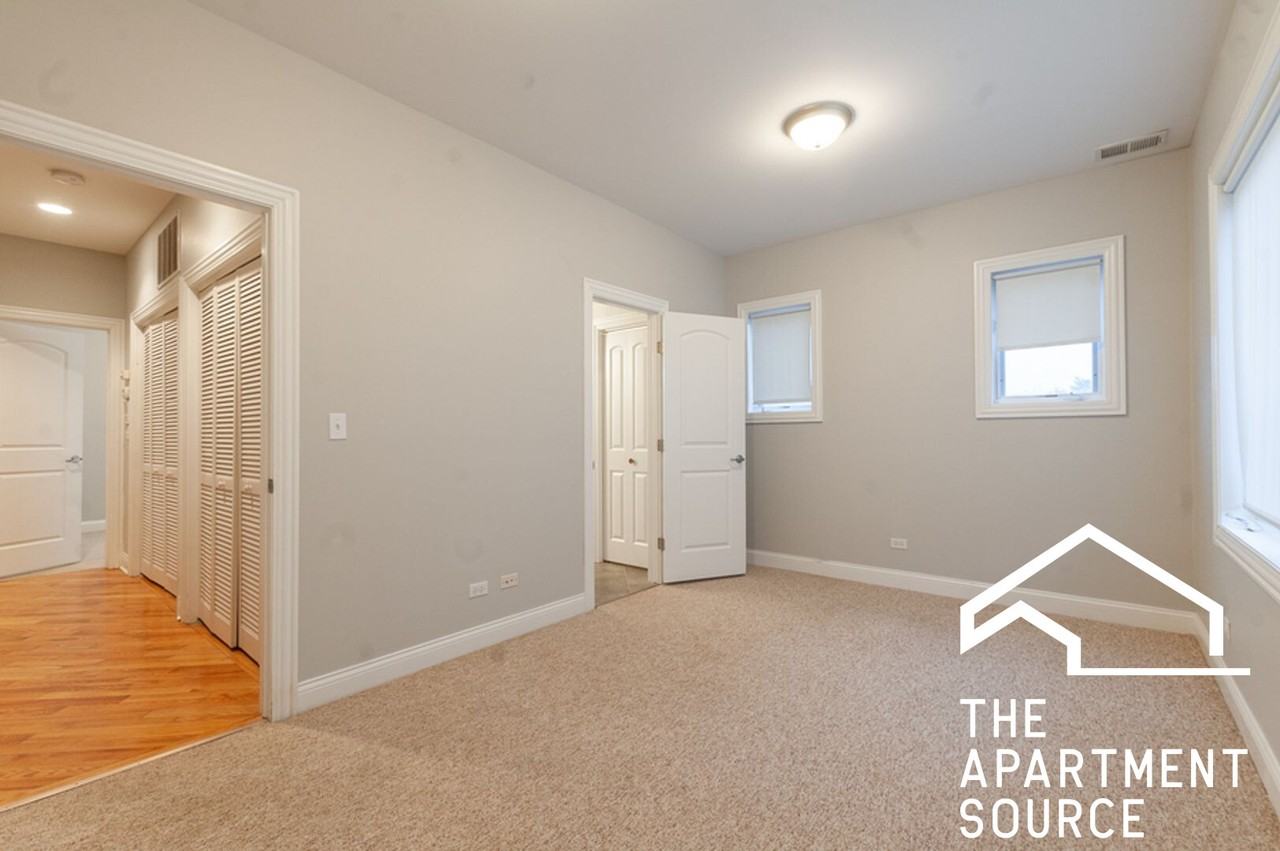 7006 W Medill Ave #TH - Photo 6 of 13