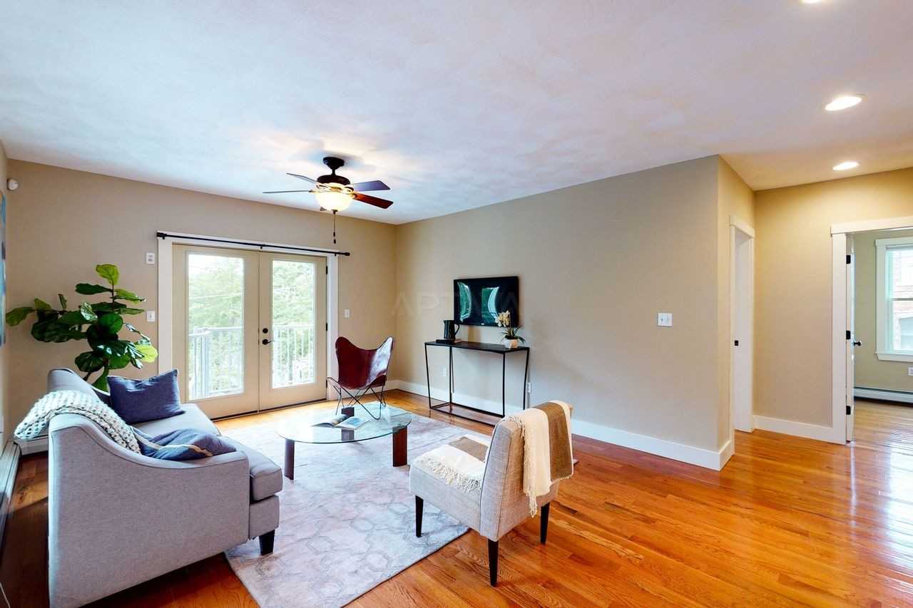 119 Central St #2 - Photo 5 of 21