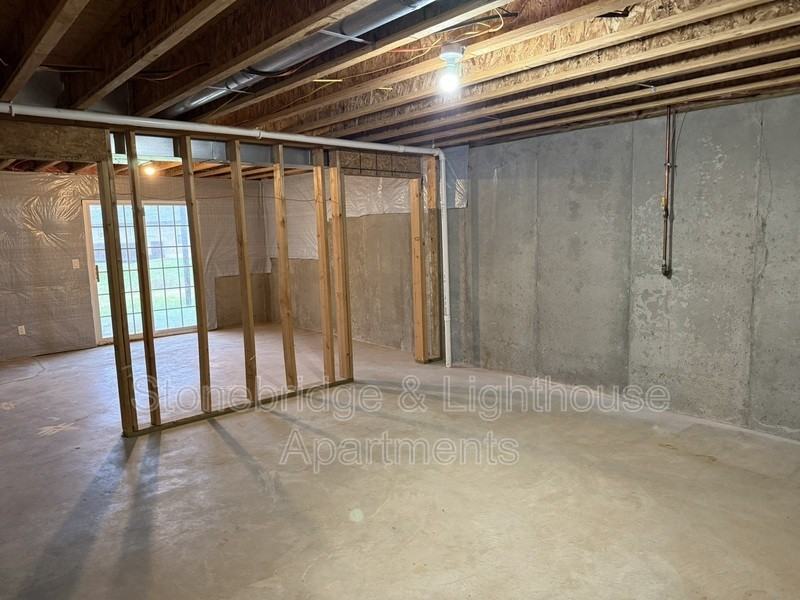 2804 Coyote Ct - Photo 6 of 21