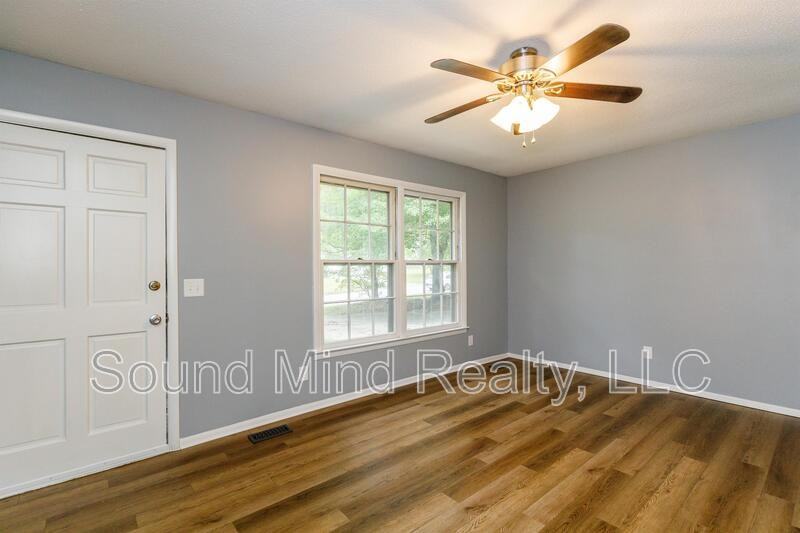 1009 Springview Trail - Photo 5 of 36