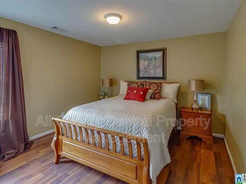 8038 Mary Alice Way - Photo 4 of 7