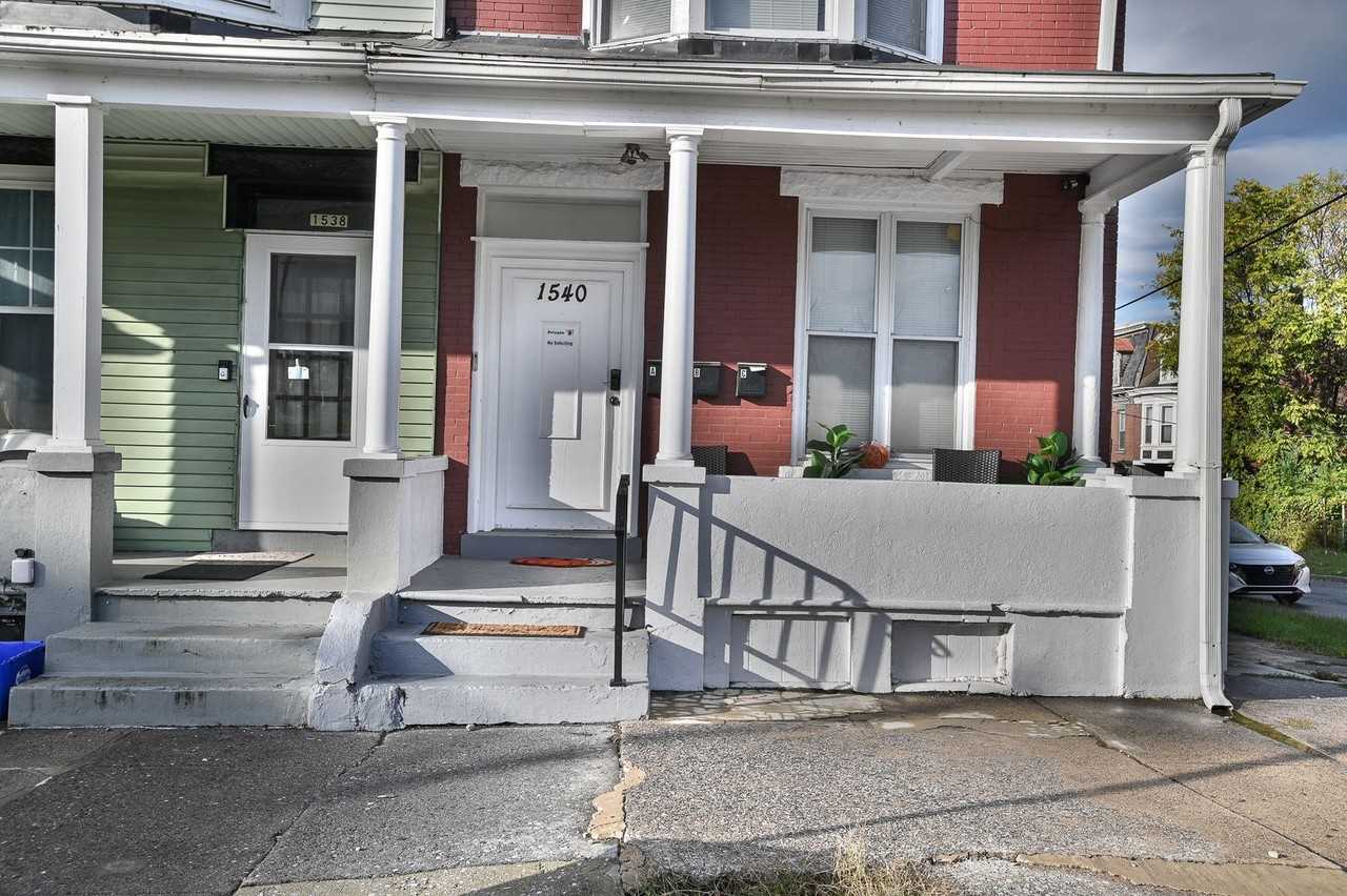 1540 N 5th St - Photo 3 of 17