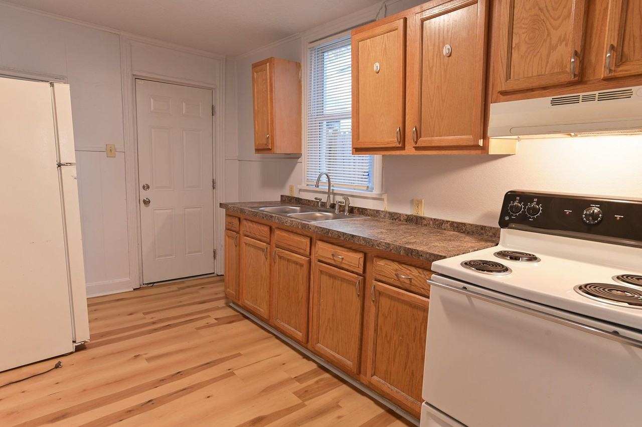 1957 Rudy Rd - Photo 5 of 31