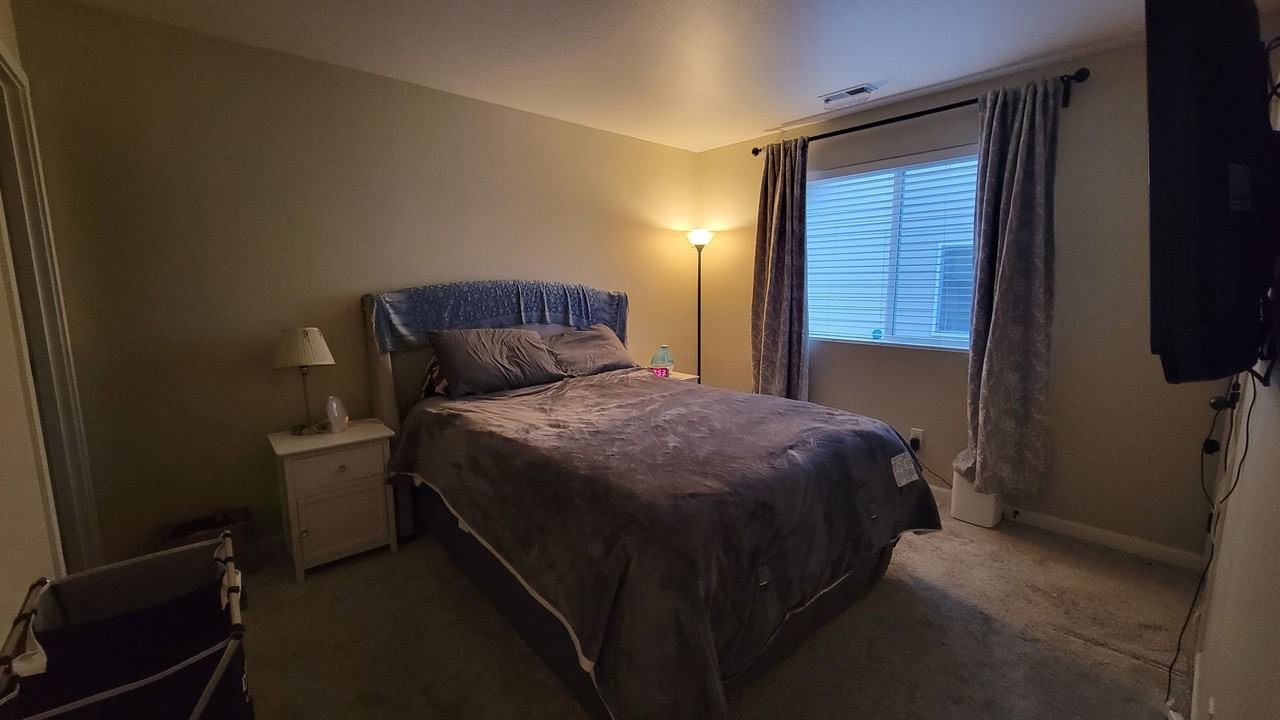 9533 203rd St E - Photo 6 of 8