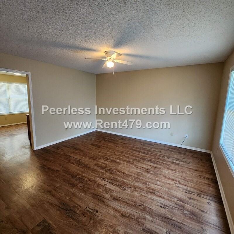 505 4th Ave Sw - Photo 4 of 26