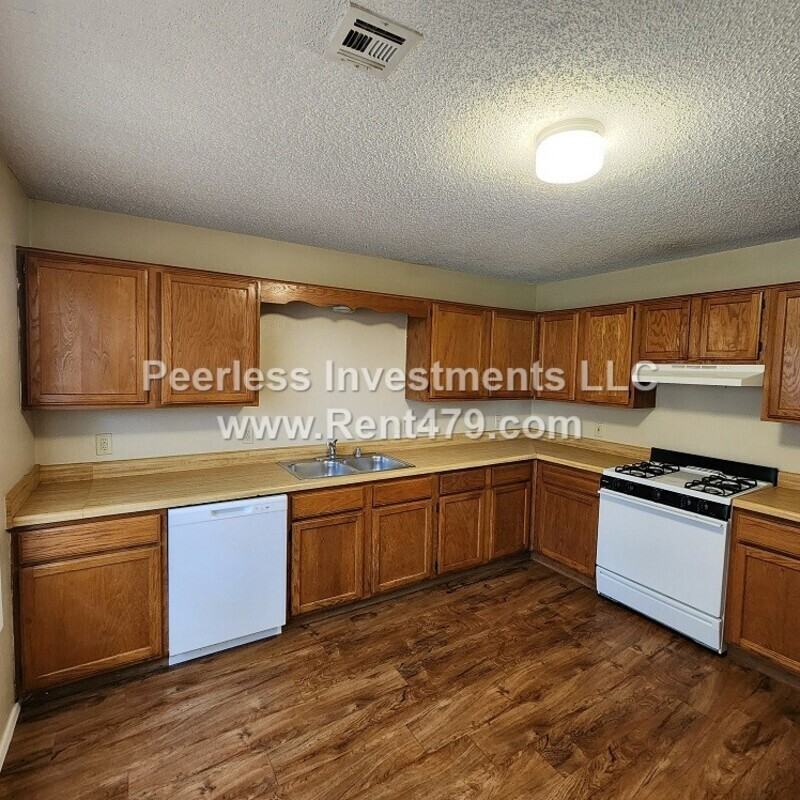 505 4th Ave Sw - Photo 7 of 26