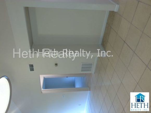 7619 Indian Lakes Dr - Photo 3 of 12