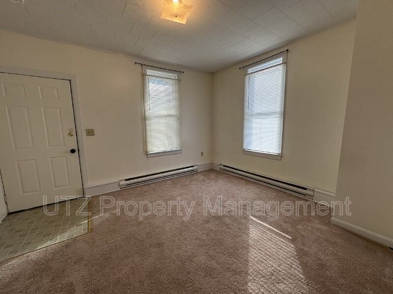 4234 Hanover Pike #A - Photo 3 of 8