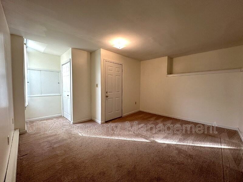 4234 Hanover Pike #A - Photo 7 of 8