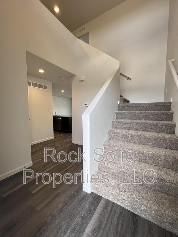 1508 Danny Pl - Photo 2 of 36