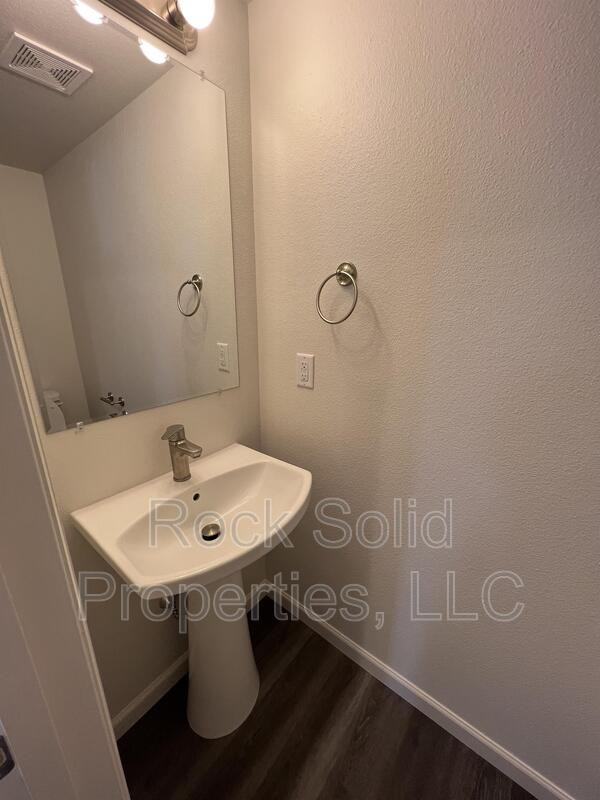1508 Danny Pl - Photo 4 of 36
