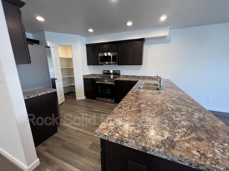 1508 Danny Pl - Photo 6 of 36