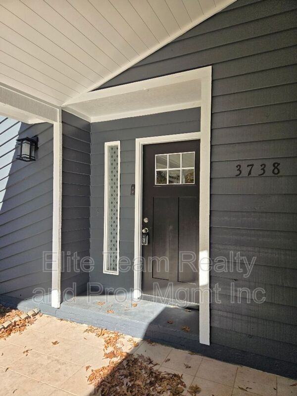 3738 Sweetgrass Ln - Photo 2 of 31