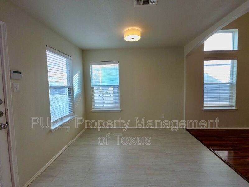 1704 Sandhills Dr - Photo 7 of 27