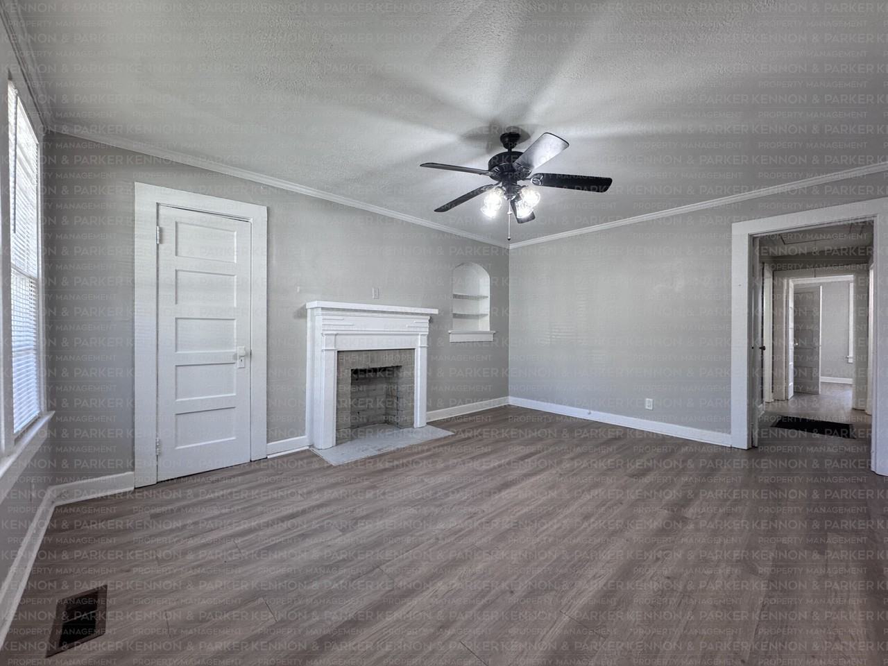 1404 Virginia Street - Photo 3 of 12