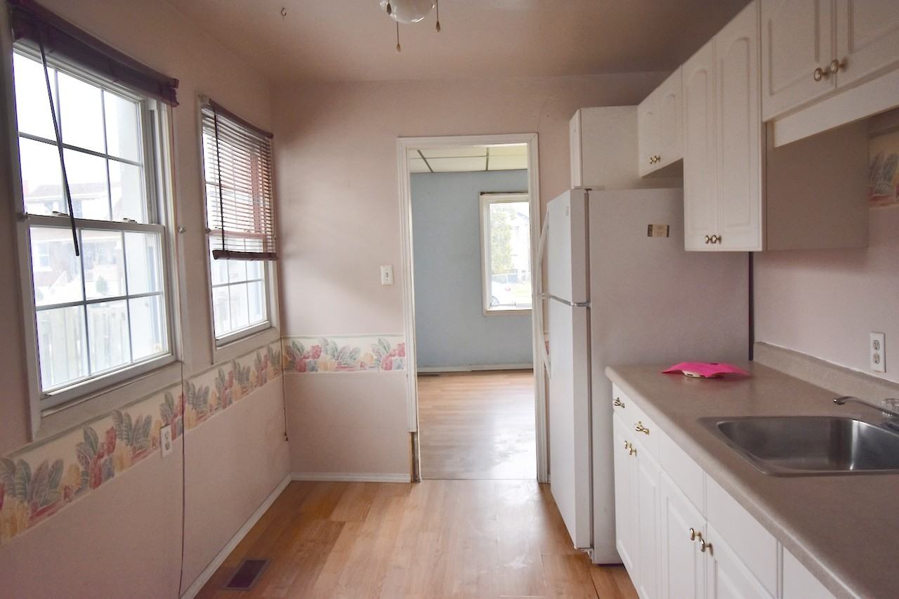 1069 Felix Avenue - Photo 7 of 14