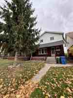 featured image of 1481 Benjamin Ave