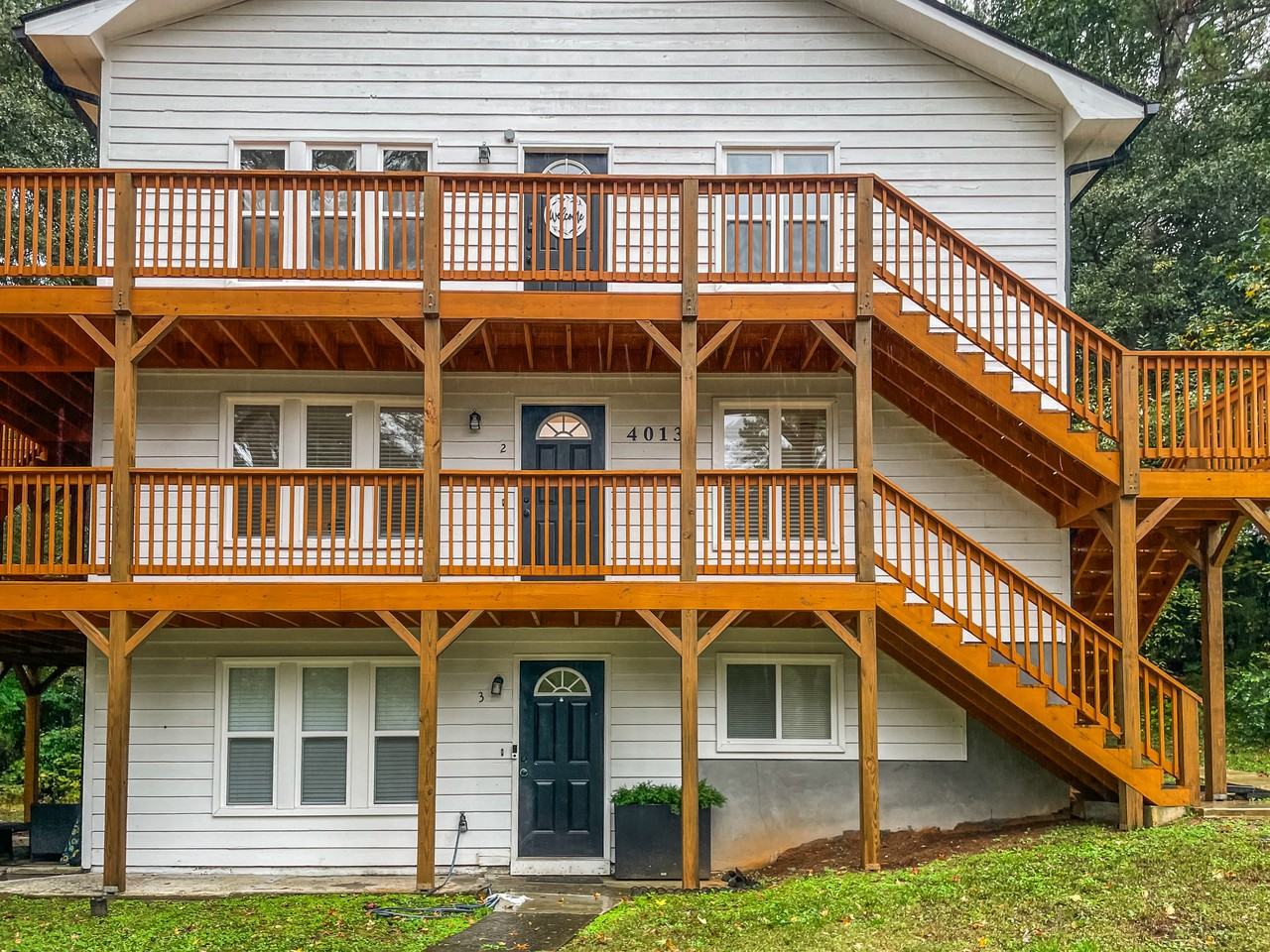 4013 Hawthorne Cir Se #2 - Photo 2 of 18