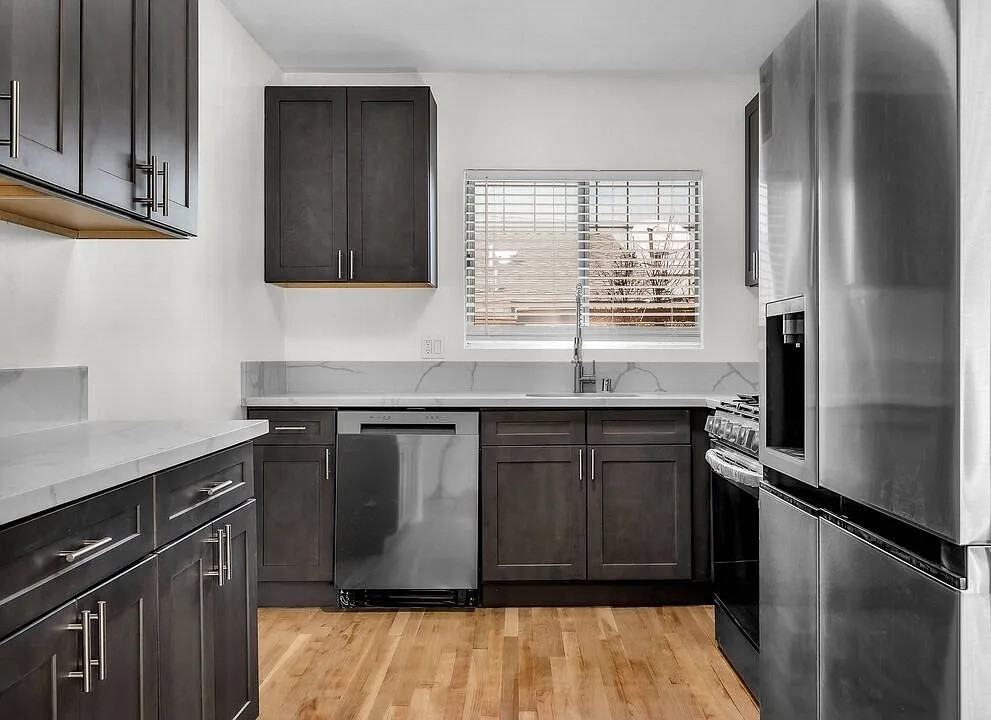 1730 Camden Ave - Photo 2 of 10