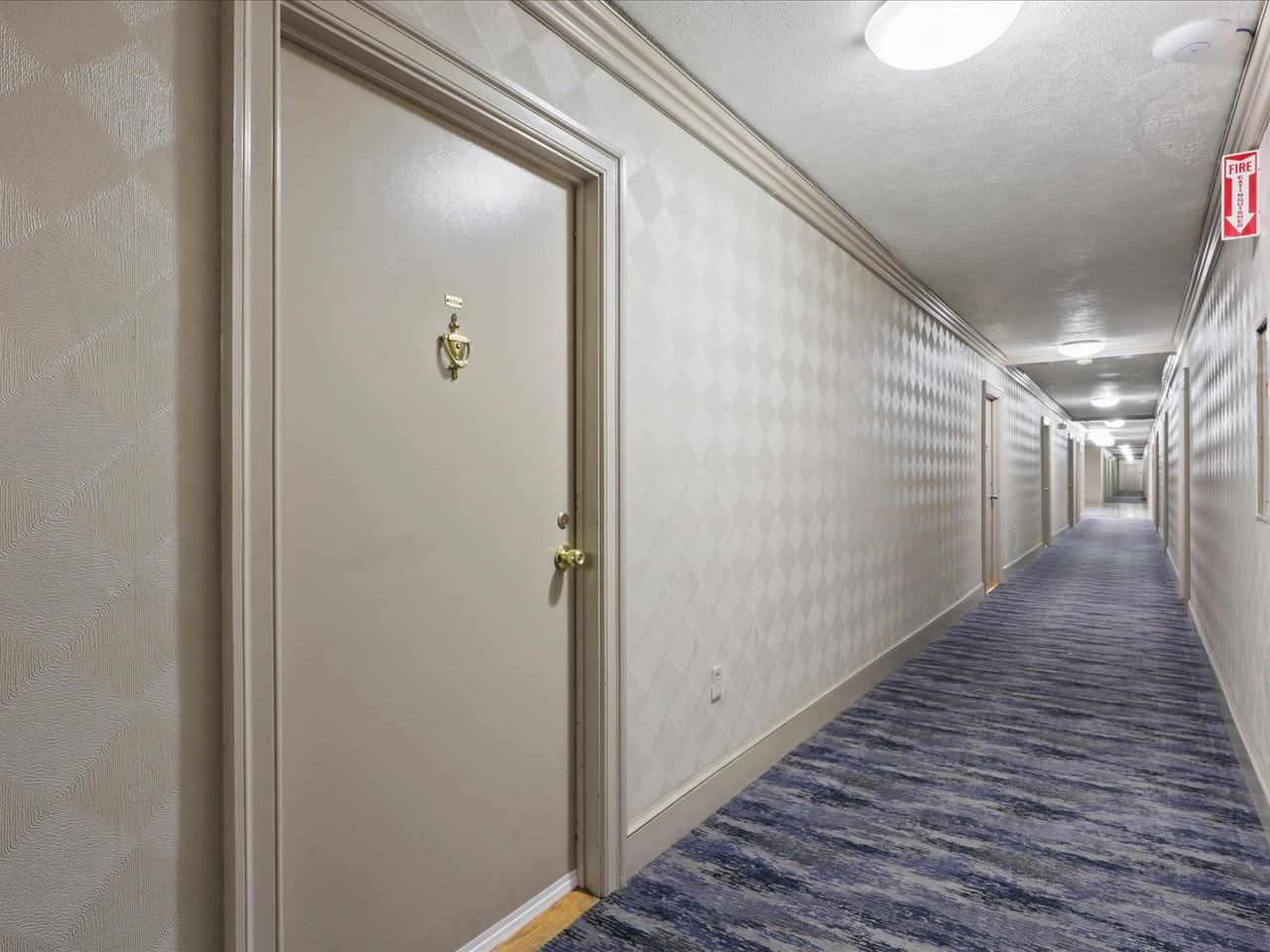 1011 Arlington Boulevard #444 - Photo 7 of 31