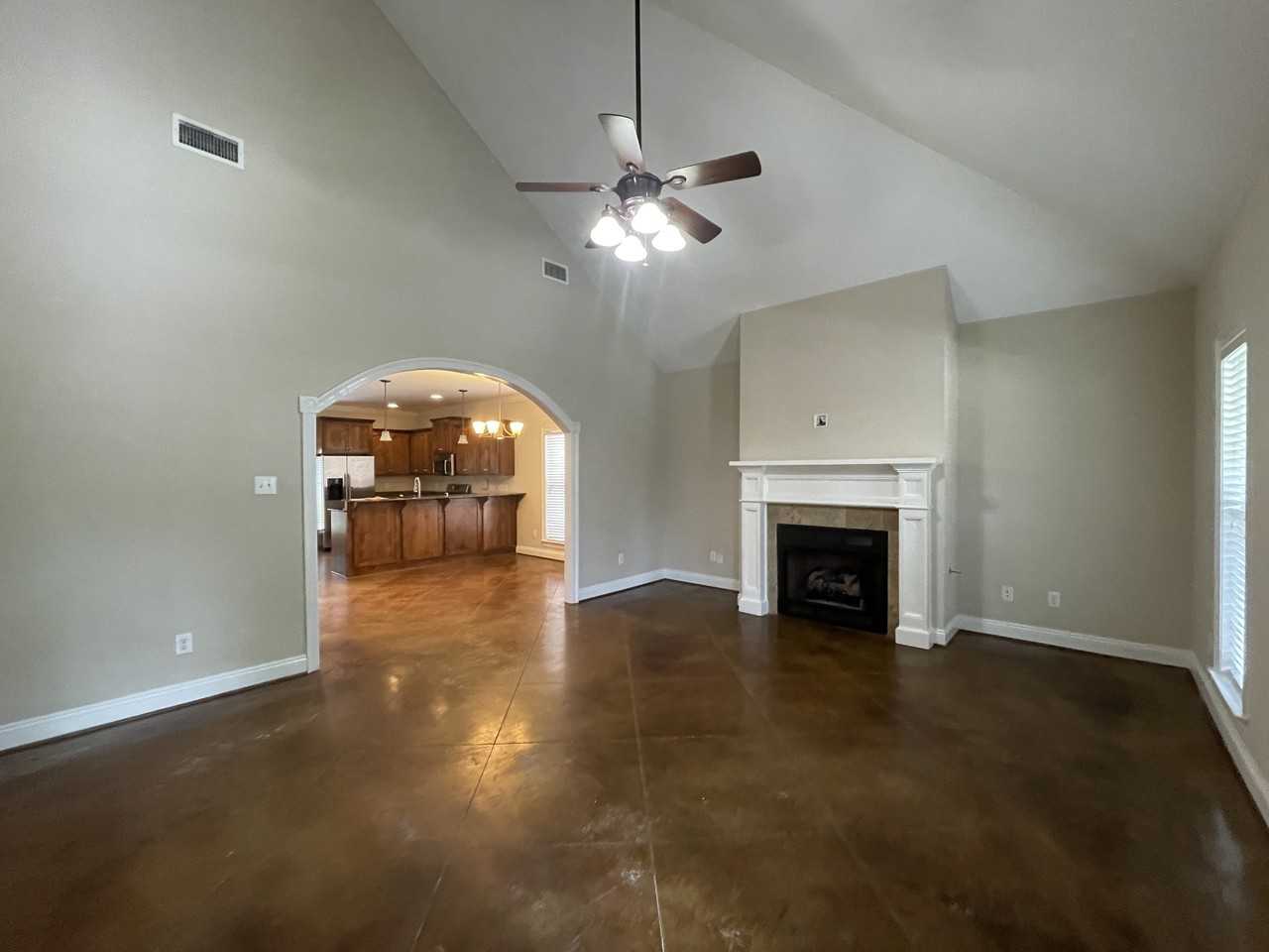 30013 Saint Barbara St - Photo 2 of 9